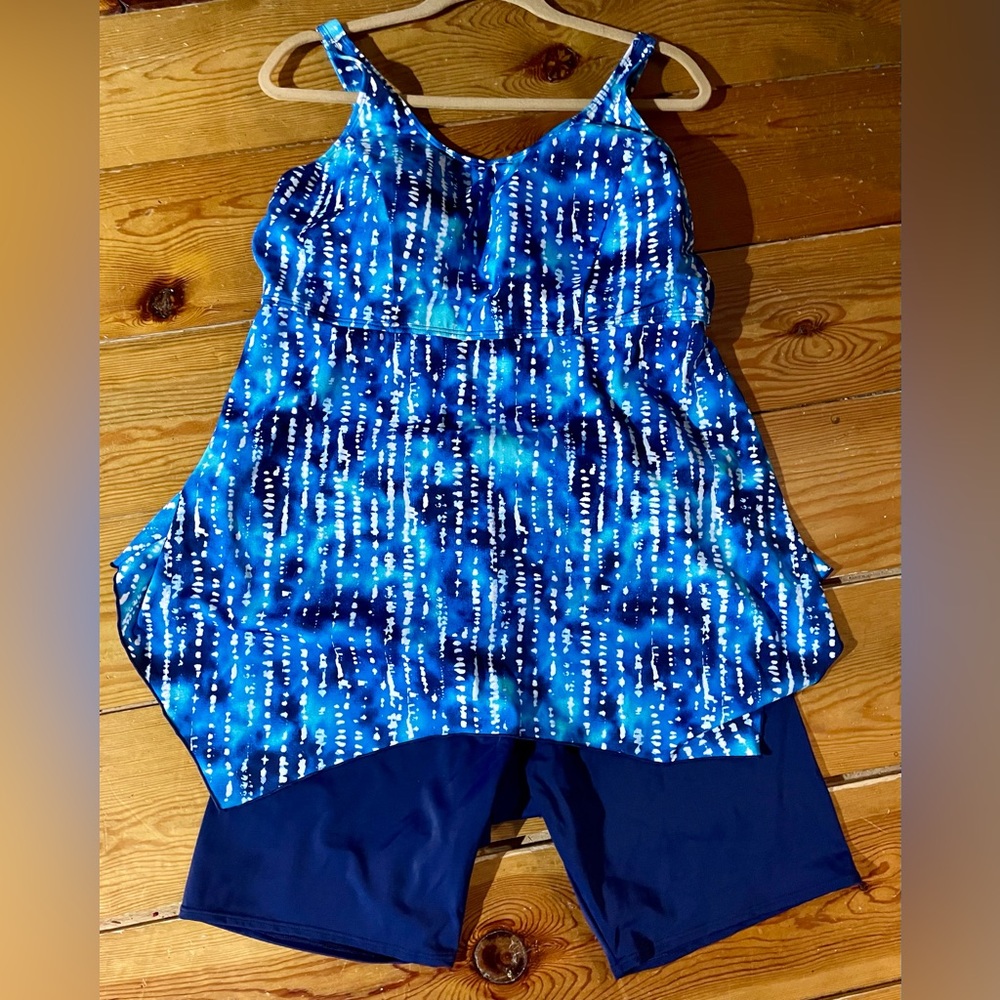 NEW NEVER WORN D AND CO TWO PIECE SWIMSUIT SIZE 18W